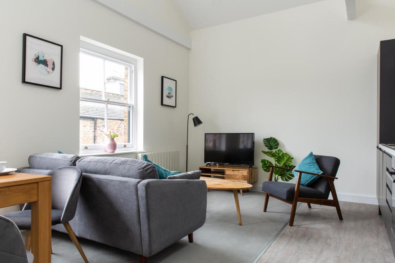 Queens Park By Viridian Apartments London Bagian luar foto